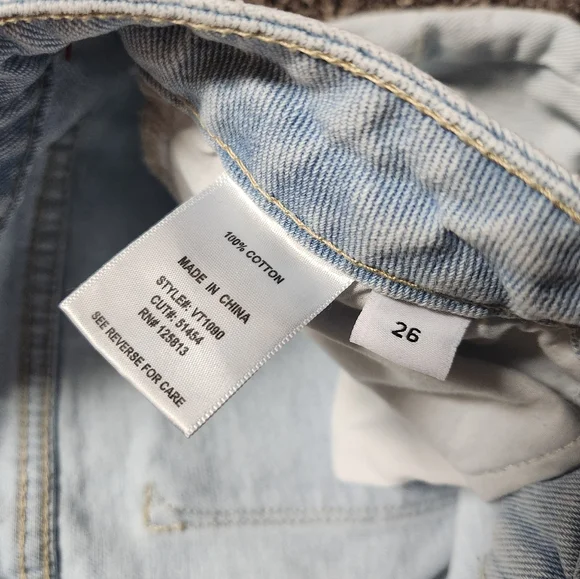 Vervet light wash jeans - Picture 7 of 10